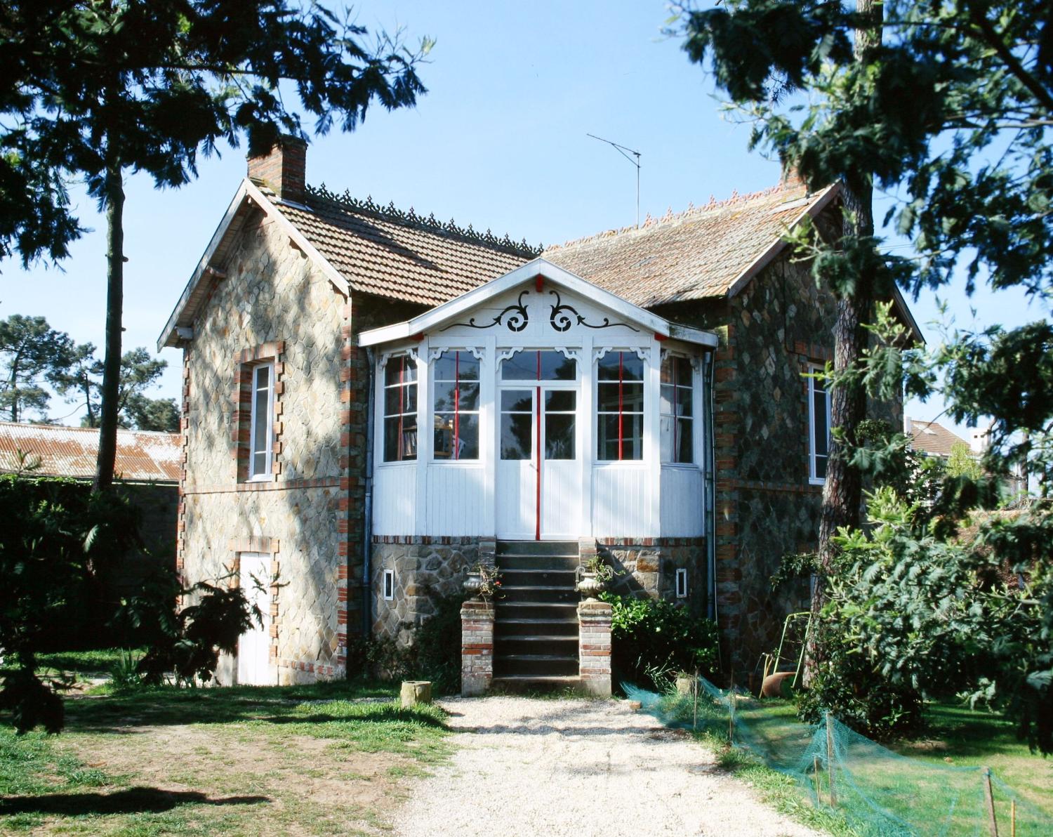 Maison de villégiature balnéaire, 84 avenue de Mindin