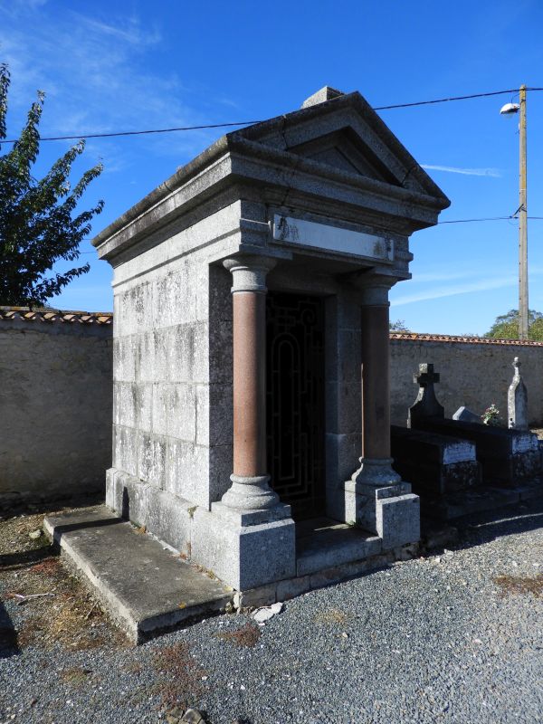 Chapelle funéraire de la famille Alligné-Guilbot