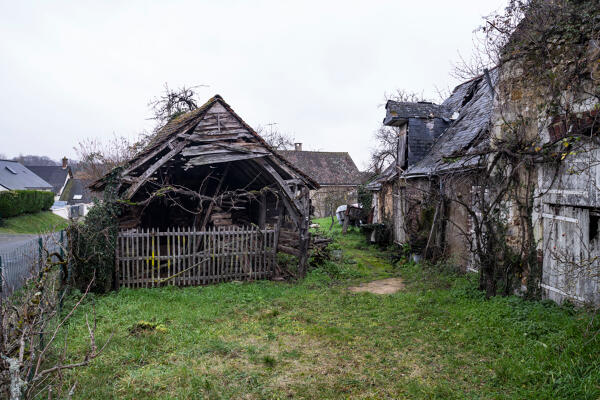 Villaines-sous-Lucé : présentation du village