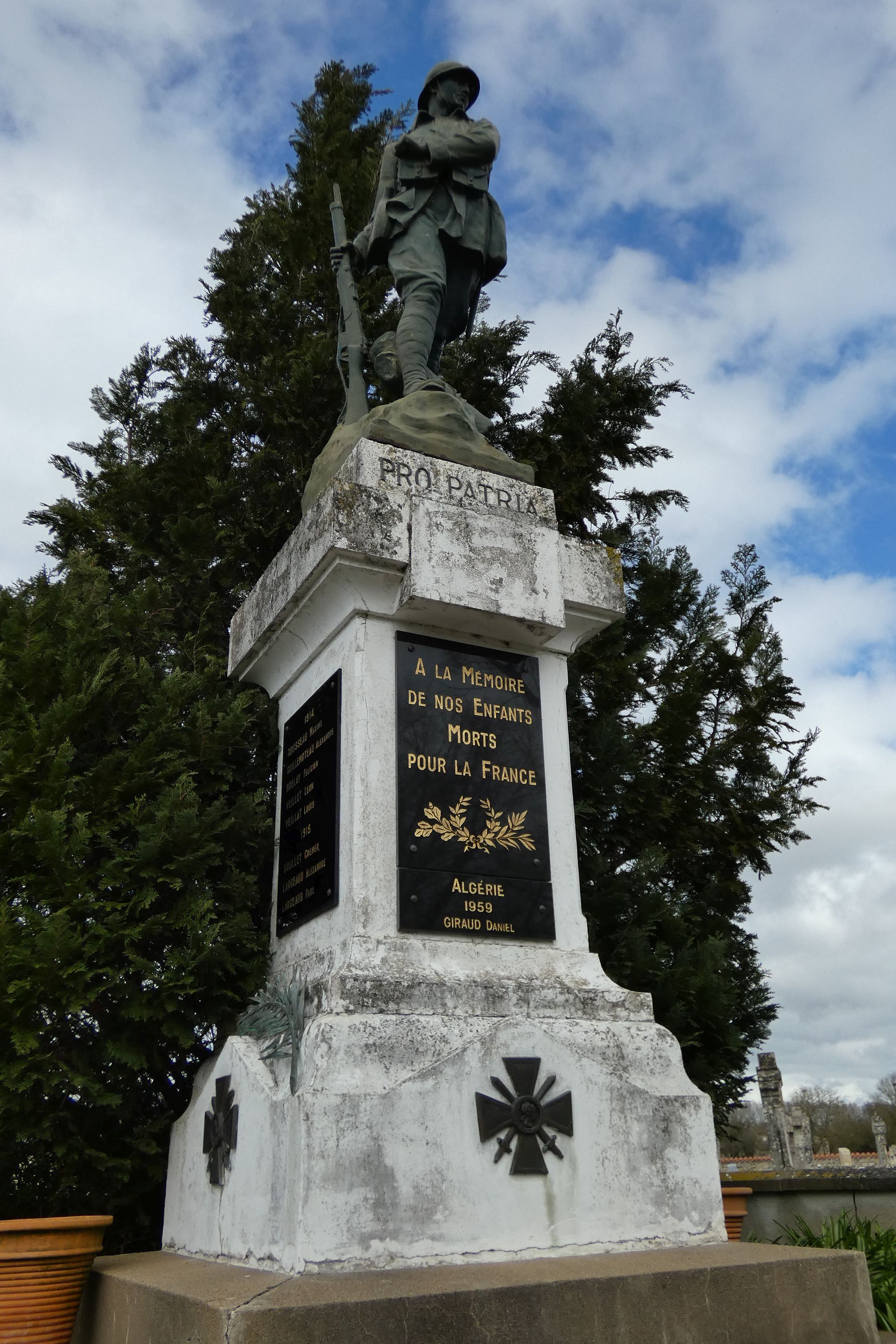 Monument aux morts de Sainte-Christine