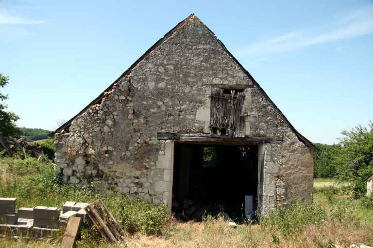 Présentation des objets mobiliers de l'église paroissiale Saint-Loup de la commune de Savigné-sous-le-Lude