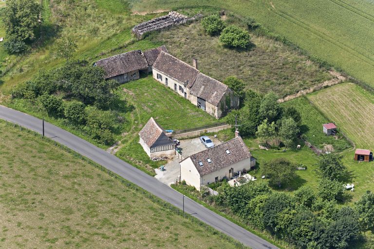 La Répucellerie, ensemble d'édifices à cour commune.