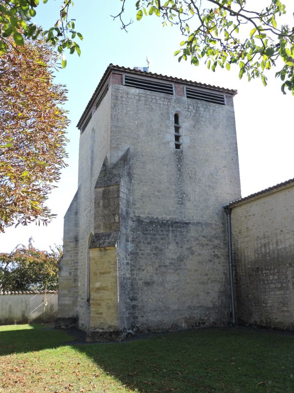 Eglise paroissiale Sainte Radegonde de Sainte-Radégonde-des-Noyers