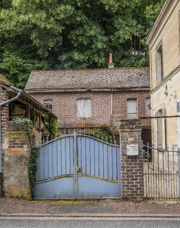 Village de Beaumont-sur-Dême