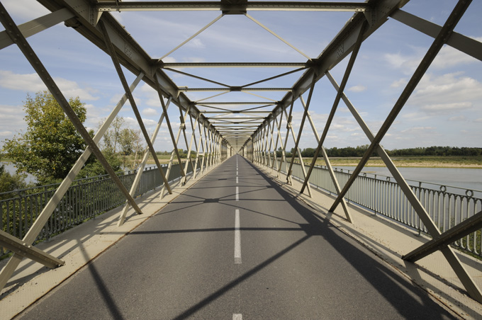 Pont de Montsoreau ou Pont de Varennes-Montsoreau