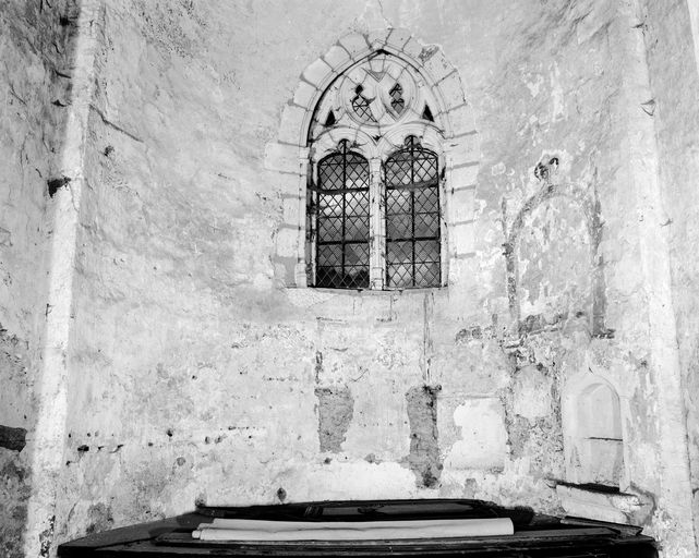 Ensemble de 12 peintures monumentales de l'ancienne église Notre Dame de Chemillé-Melay