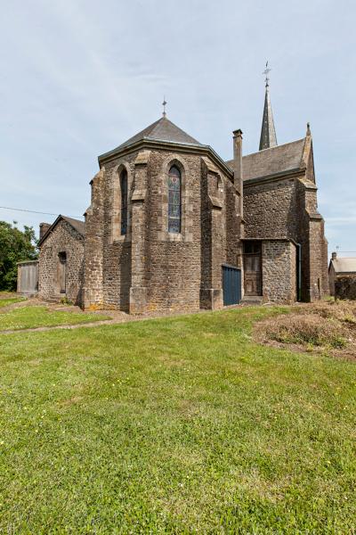 Église paroissiale Saint-Pierre-et-Saint-Paul du Housseau