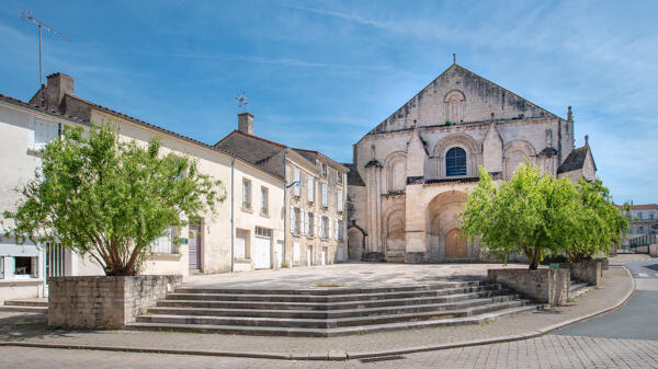 Eglise paroissiale Sainte-Eulalie de Benet