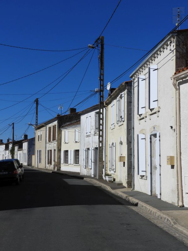 Maisons, fermes : l'habitat à L'Île-d'Elle