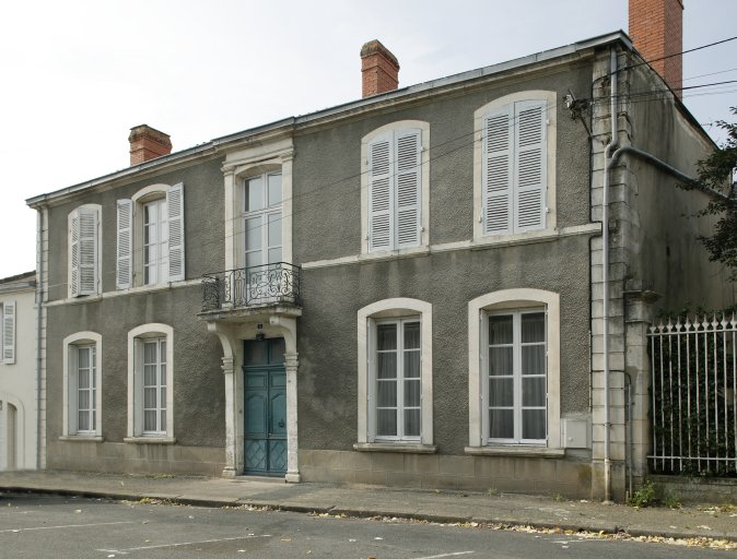 Hôtel Morais de Cerizay, 6 place Leclerc