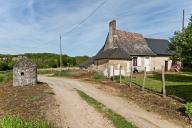 Écart, actuellement maison, la Housselière