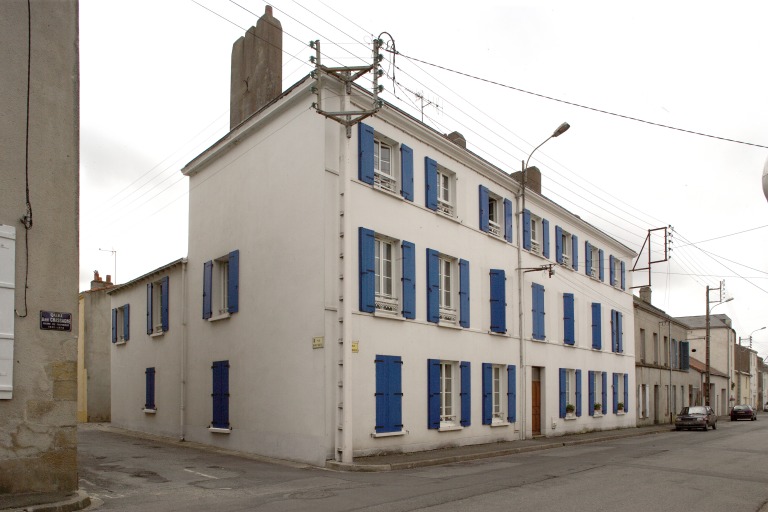 Maison, gendarmerie, immeuble à logements, 1 rue Pitre-Chevalier, Paimbœuf