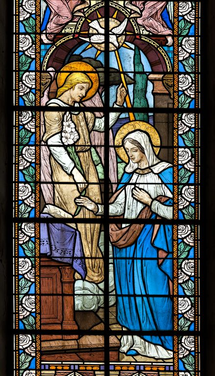 Ensemble de 5 verrières historiées : vie du Christ et de la Vierge (baies 0 à 4) - Église paroissiale Notre-Dame, Chassillé