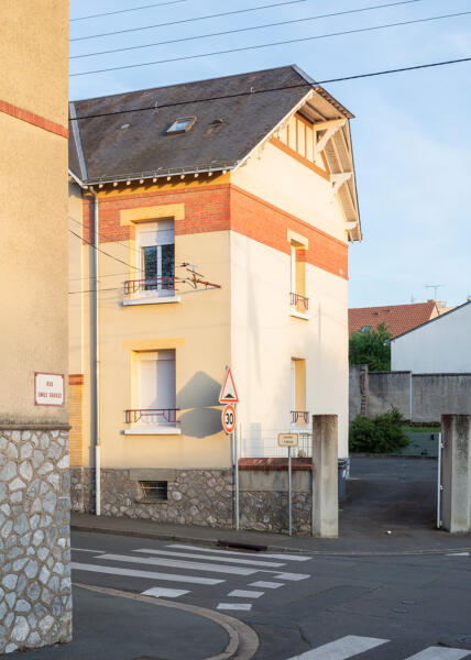Logement des instituteurs du groupe scolaire Ferdinand Buisson, avenue Yzeux