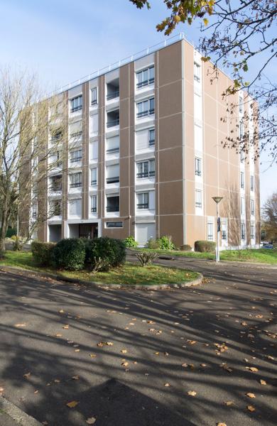 Maisons et immeubles à logements du quartier Sainte-Croix