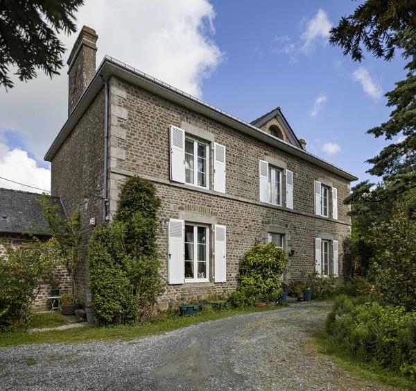 Presbytère de Niort-la-Fontaine, actuellement maison