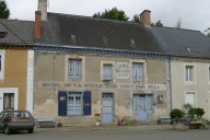 Auberge de la Boule d'or, actuellement maison - 3 place de l'église, Saint-Jean-sur-Erve