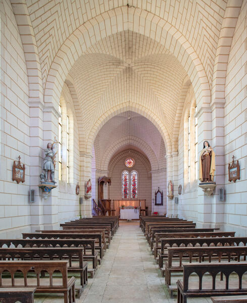 Eglise de Sainte-Christine, place Gabriel-Delaunay