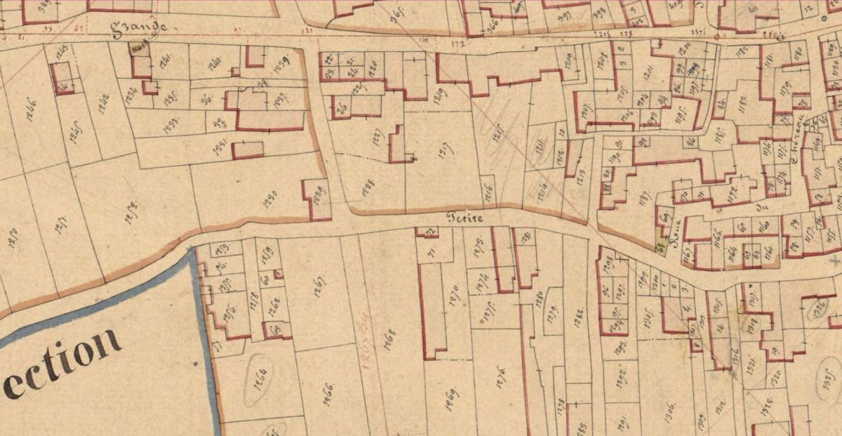 Ferme, actuellement maison, 2 rue du Maréchal-de-Lattre-de-Tassigny