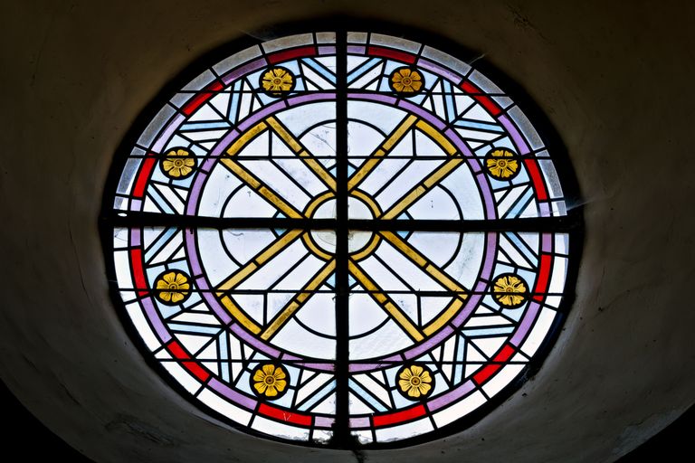 Ensemble de 6 verrières décoratives (baies 5 à 9 et baie occidentale) - Église paroissiale Saint-Crespin-et-Crespinien, Larchamp