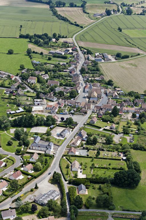 Le village de Saint-Georges-du-Rosay.