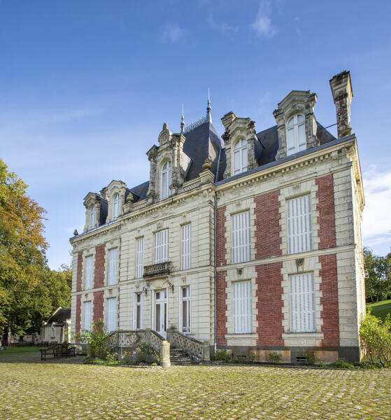 Demeure de villégiature dite château