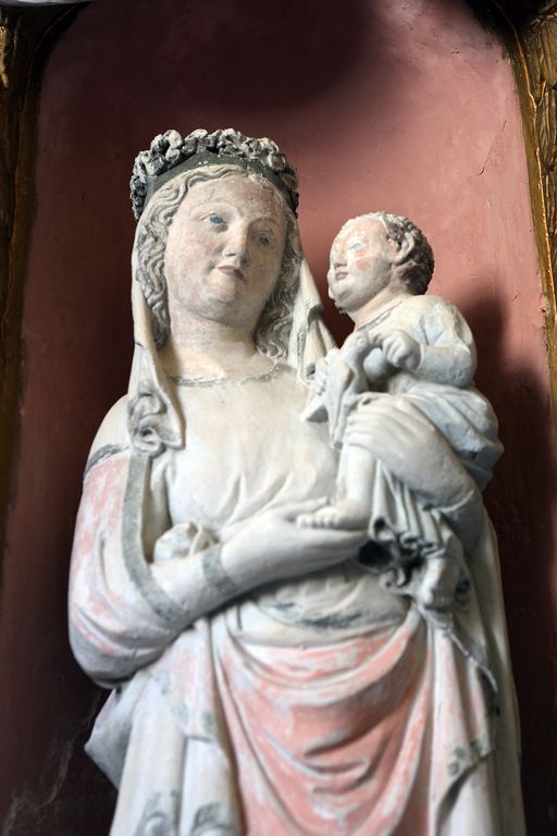 Statue : Vierge à l'Enfant - Église paroissiale Saint-Léger, Saint-Léger