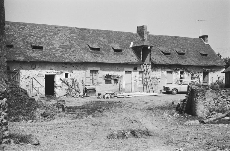 Les maisons et fermes de la commune de Châteauneuf-sur-Sarthe