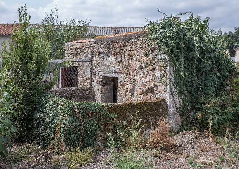 Soues implantées isolément. La Grande Brosse, Vieillevigne.