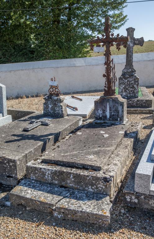 Cimetière de Beaumont-sur-Dême