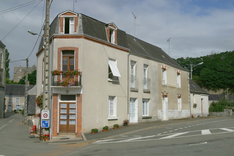 Maison - 12 rue Nationale, 5 rue des Lavandières, Saint-Jean-sur-Erve