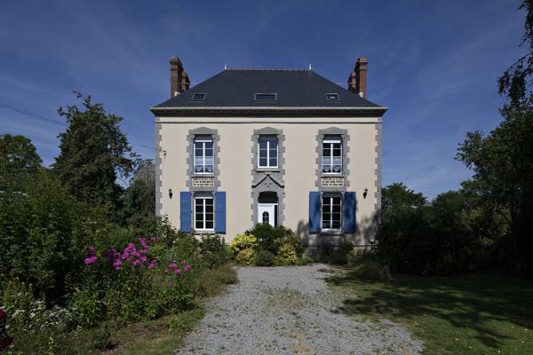 Presbytère de Sainte-Marie-du-Bois, actuellement maison