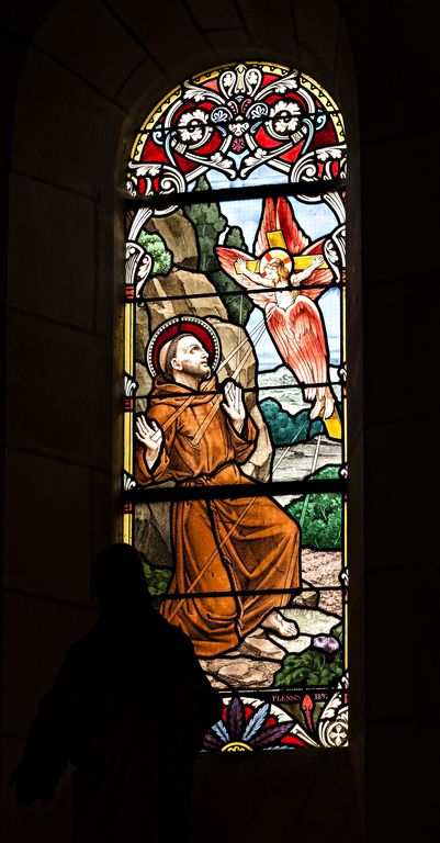 Ensemble de 3 verrières à personnage, de 4 verrières historiées et de 4 verrières décoratives - Église paroissiale Saint-Nazaire-et-Saint-Celse, Ruillé-en-Champagne