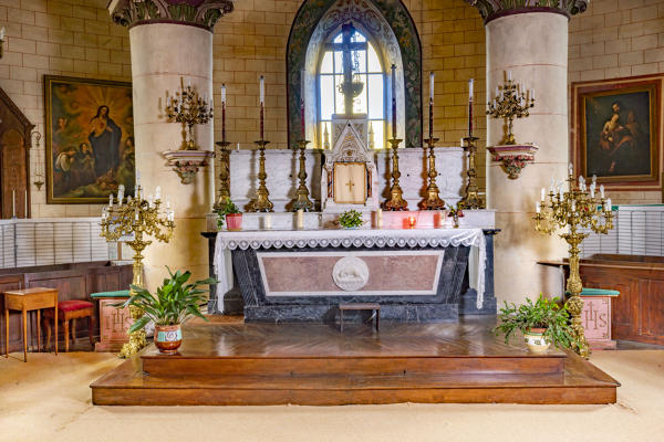 Église paroissiale Saint-Jean-Baptiste de Saint-Jean-sur-Mayenne