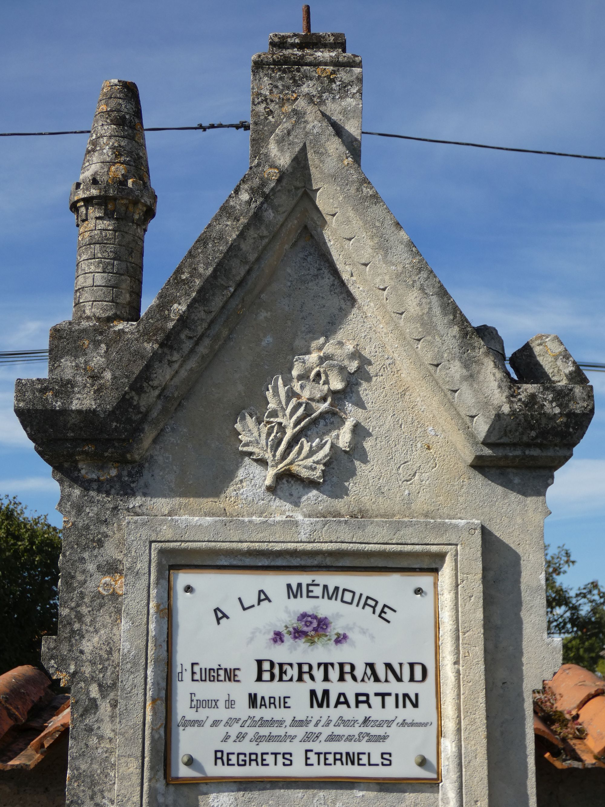 Tombeau d'Eugène Bertrand, soldat de la guerre 1914-1918