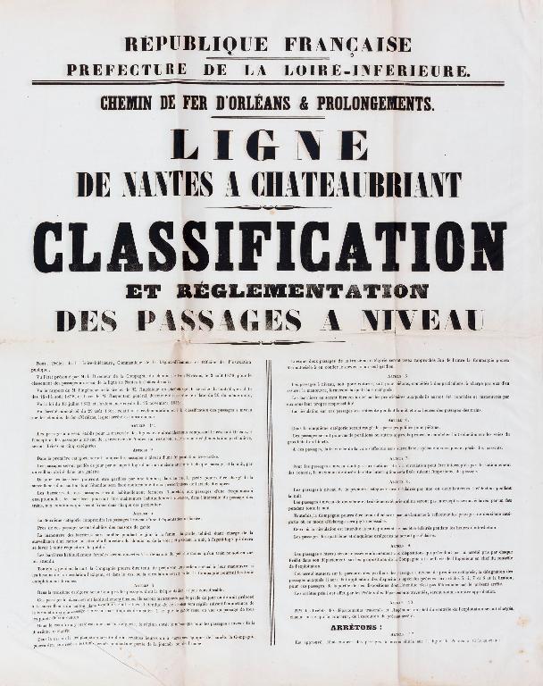 Les passages à niveau et les maisons de garde-barrière sur la ligne ferroviaire Nantes-Châteaubriant