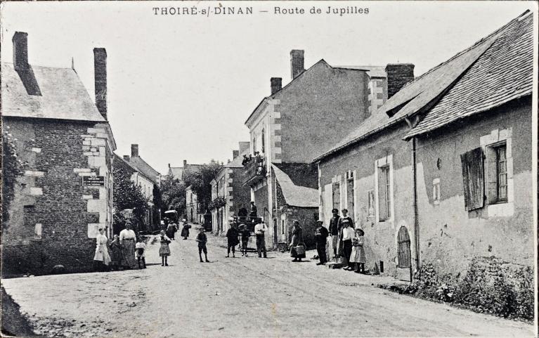 Écart, l'Hêtre Podenier, 7, 9 rue du Dinan