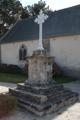 Croix monumentale, Clis