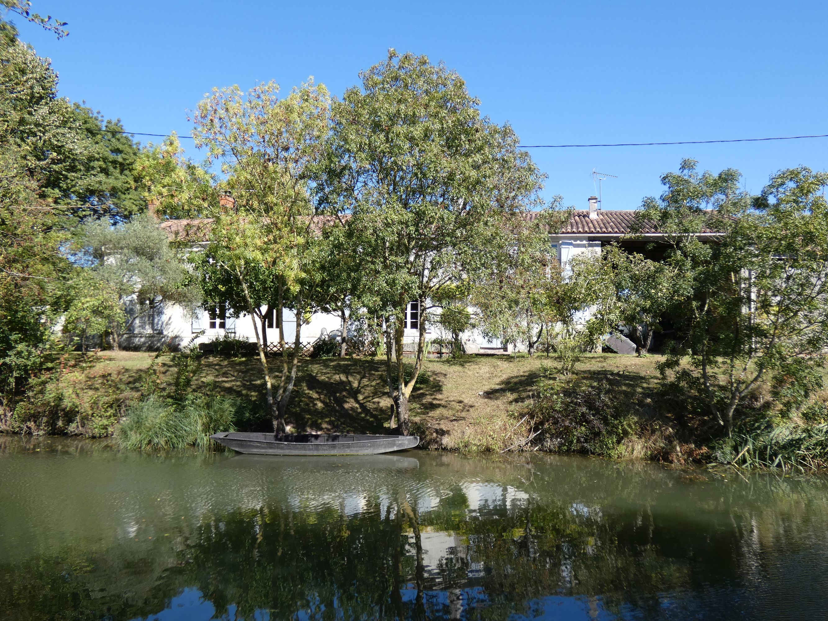 Ferme, actuellement maison ; 13, les Loges