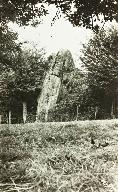 Menhir de Courtevrais