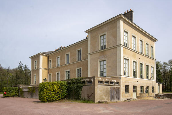 Établissement vinicole de négociant, exploitation viticole, Château du Cléray, établissements Sauvion actuellement Lacheteau SAS