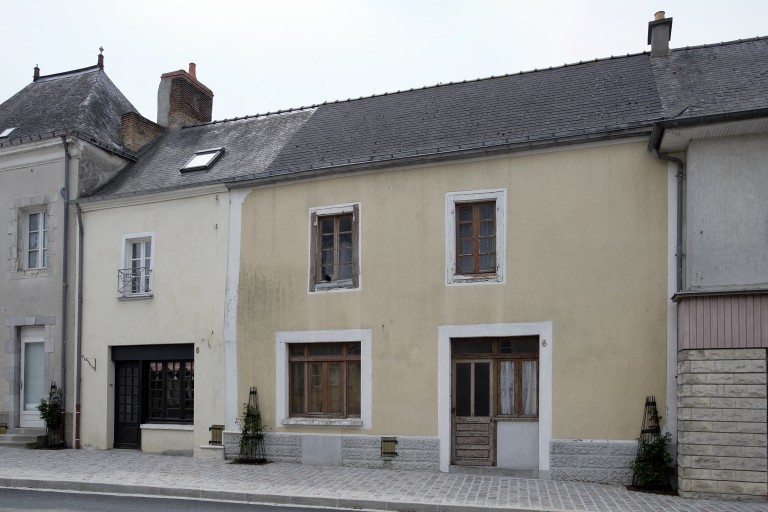 Maison, dite la Fleur de Lys - 8 rue des Deux-Églises, Saulges