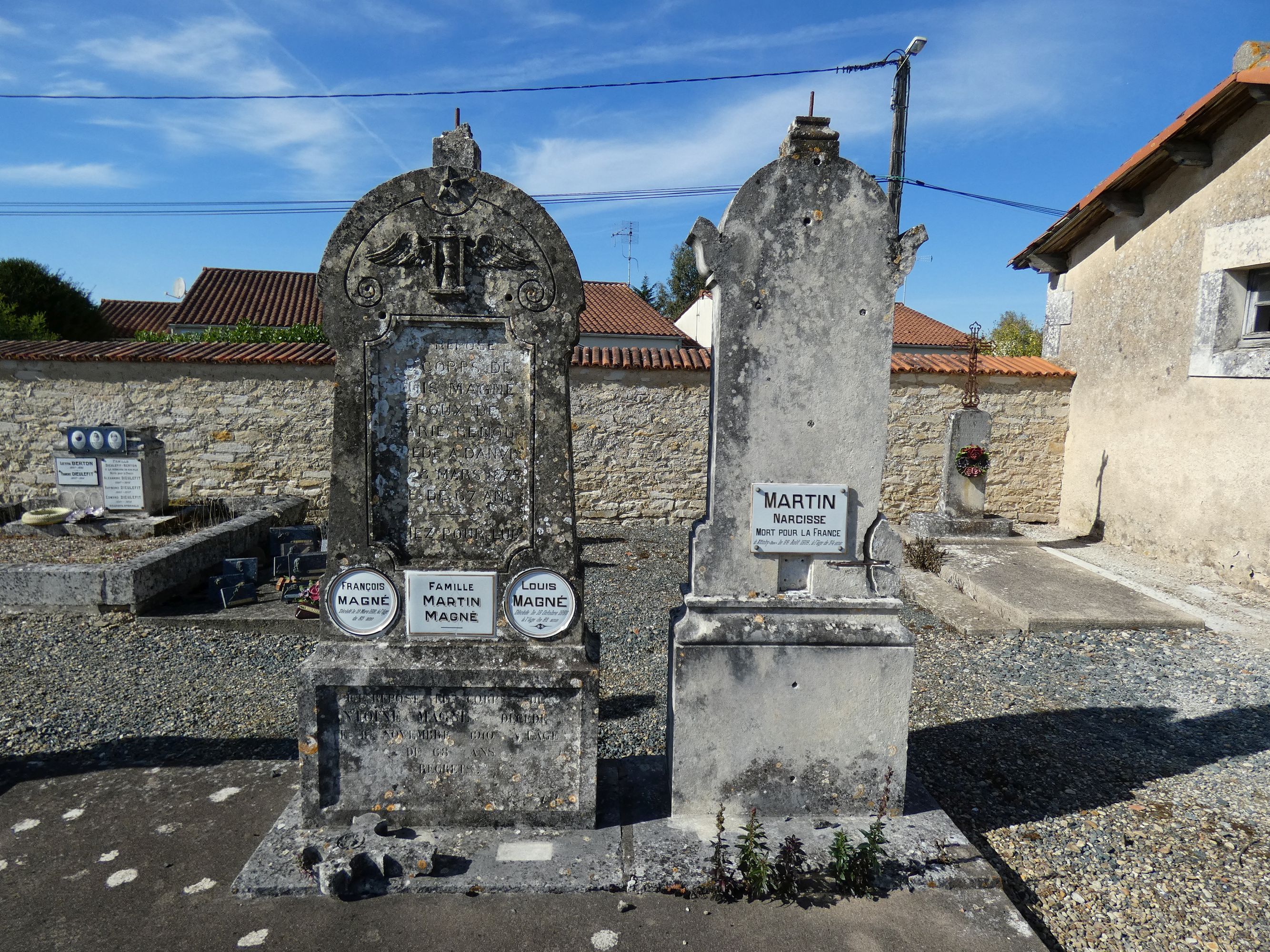 Tombeau de la famille Martin-Magné, dont un soldat de la guerre 1914-1918