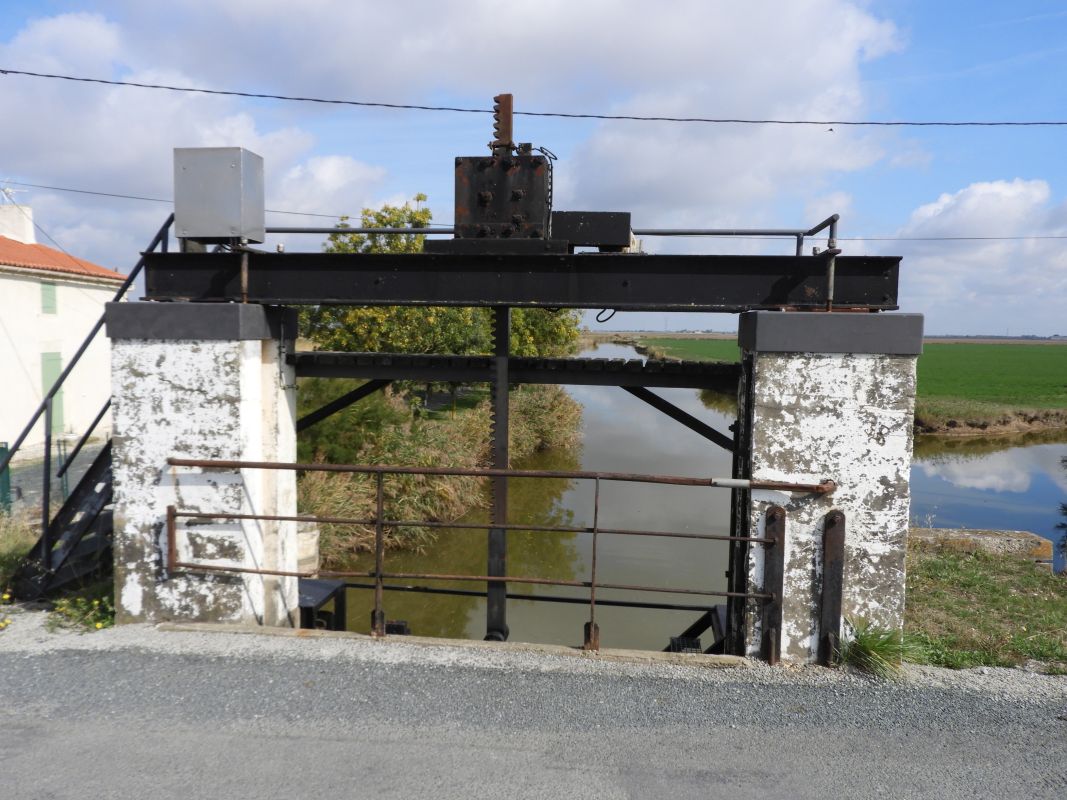 Porte de l'Epine, maison de garde