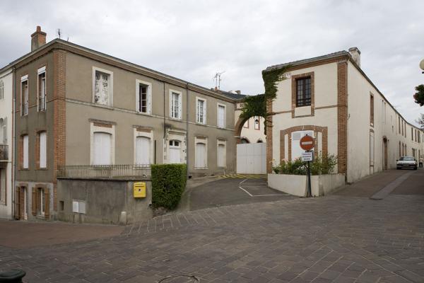 Hôtel de voyageurs Relais Saint-Gilles, 7 rue Fernand-de-Mun