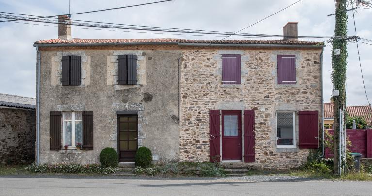 Habitation double. La Brie, Gorges. Cadastre 2018,AK 01-143 et 144.