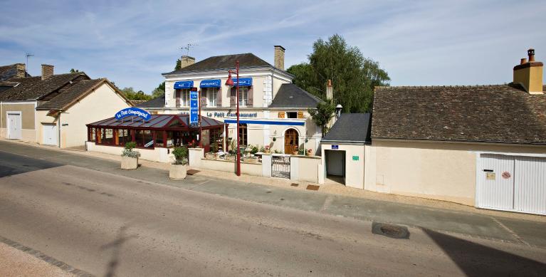 Maison de maître puis presbytère, actuellement restaurant