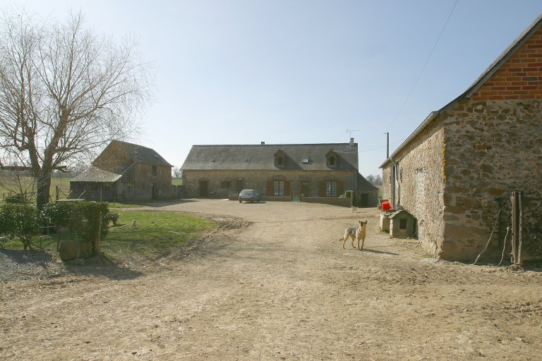 Ferme - Montaubon, Saint-Jean-sur-Erve