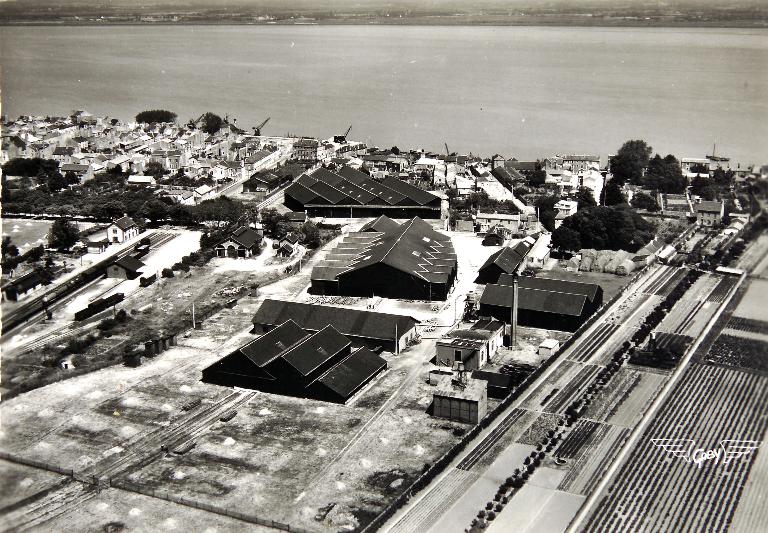 Vue d'ensemble vers la Loire autour de 1950.