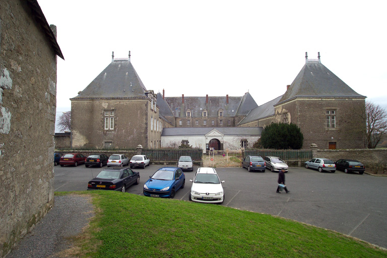 Couvent d'ursulines, petit séminaire, école, 68 rue du Faubourg-Saint-Michel